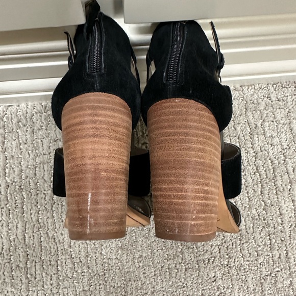 Hinge Cora Block Heel Suede Sandal Black 6.5 - Picture 6 of 8